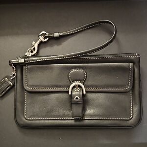 COACH HAMPTON BRISLET BLACK LEATHER.